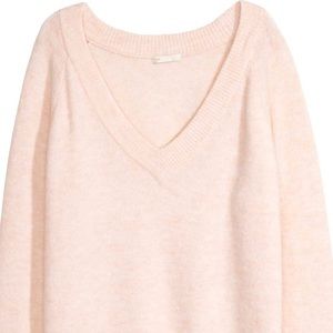 NWT h&m v neck sweater